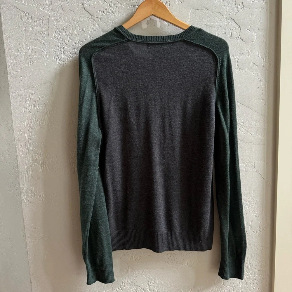 Banana Republic Mens Grey & Green Merino Wool V-Neck‎ Knitted Sweater Size M